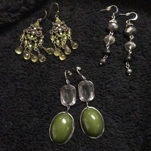 ✨3/$10 - Earring Set